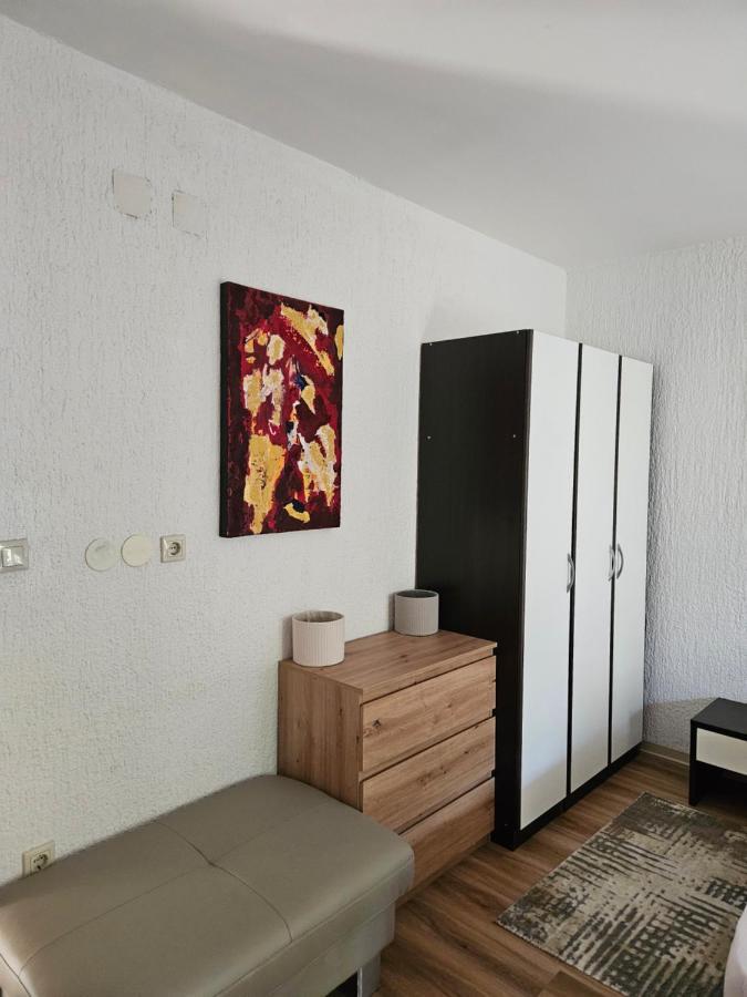 Apartments Ivan Малинска Экстерьер фото